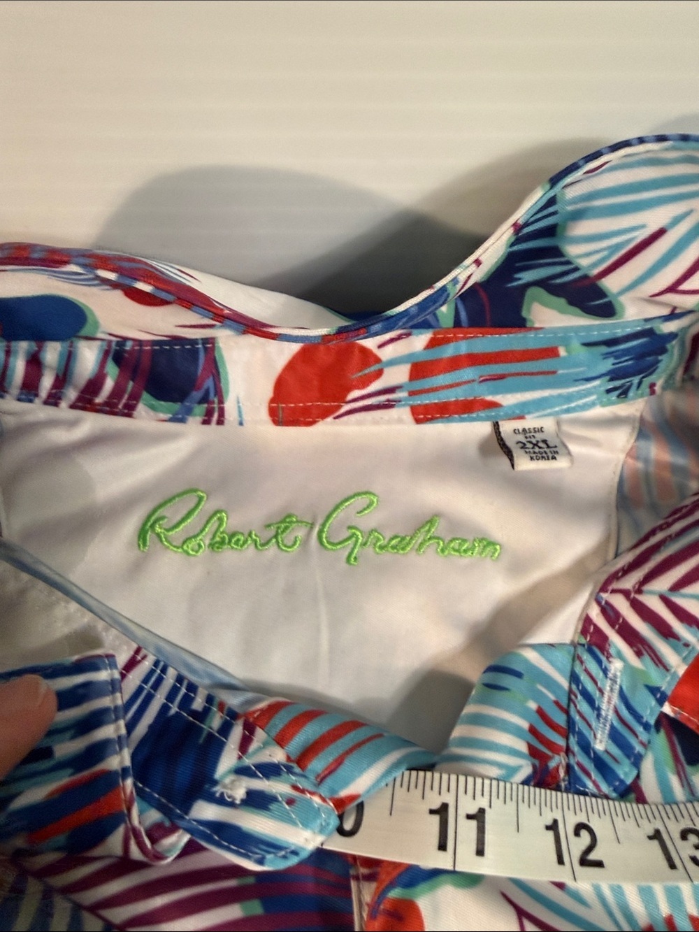 Robert Graham Multicolor Palm-Print Top - White Base with Red & Blue - Picture 6 of 9